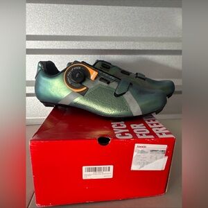 Santic Indoor Cycling Shoes Men/Women US 12 EU 47 Sage Green Spin Bike Shoes